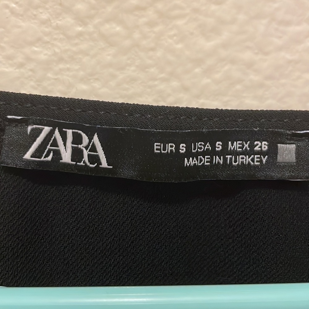 ZARA RUCHED CUT OUT TOP - Picture 7 of 9